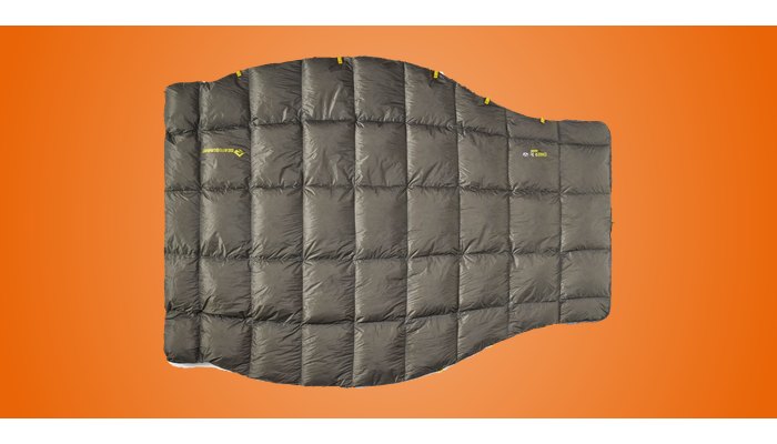 Sea to Summit Ember 45 down quilt in grey, laid flat
